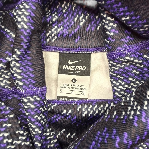 Nike Pro Hyperwarm Shirt Women's Small Purple Long Sleeve Turtleneck Top Aztec - Picture 3 of 6